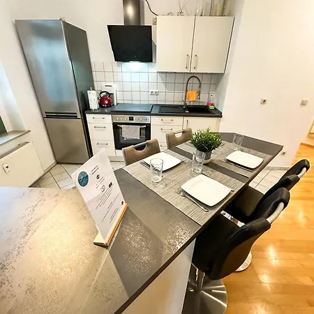 Lägenhet Helle Geraeumige 3r City-wohnung, Balkon Und Tv Streaming Magdeburg