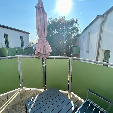 Апартаменты Helle Geraeumige 3r City-wohnung, Balkon Und Tv Streaming *